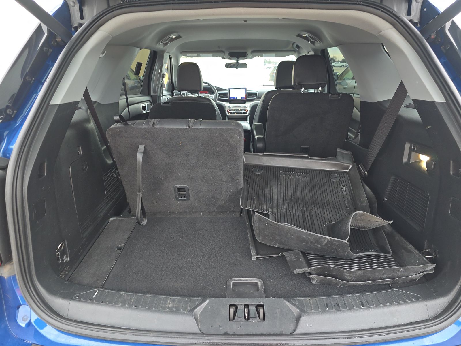 2023 Ford Explorer XLT AWD