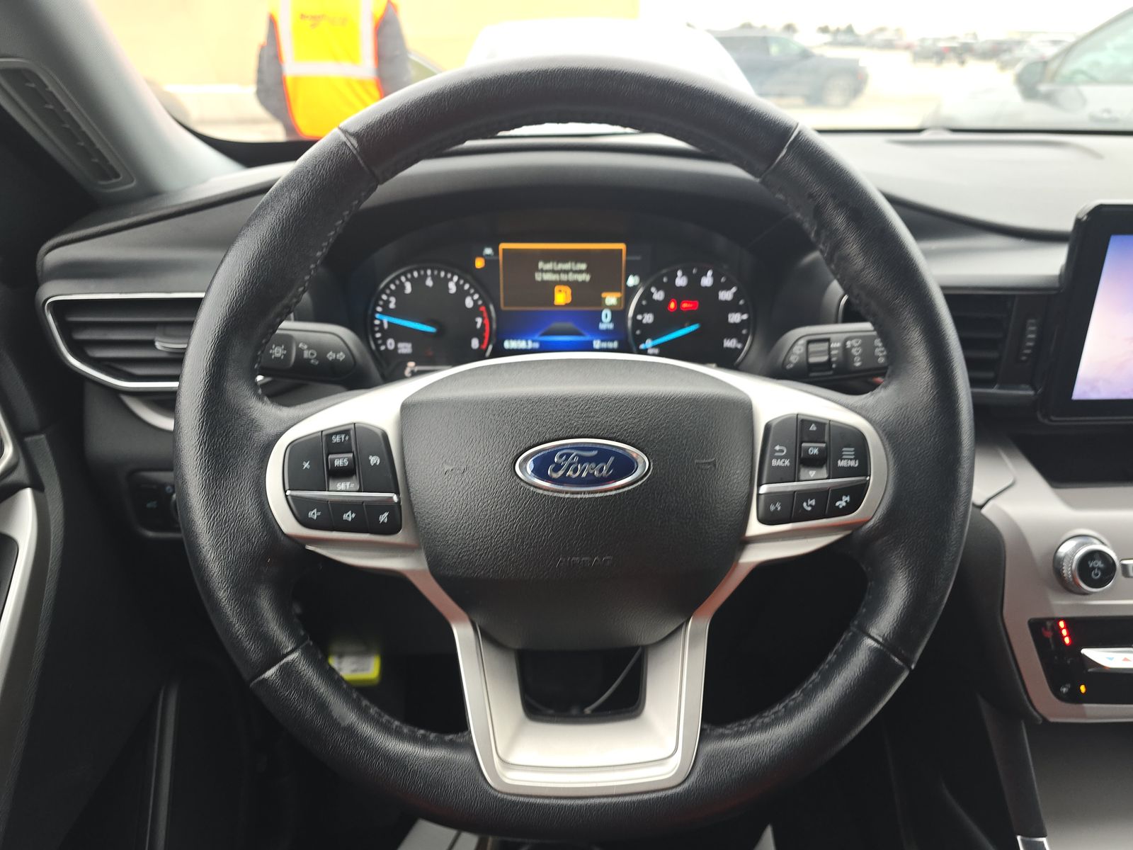 2023 Ford Explorer XLT AWD