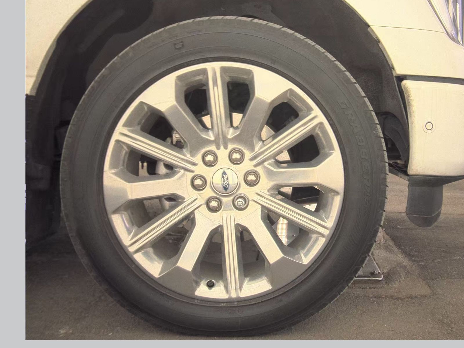 2022 Ford F-150 Hybrid Limited AWD