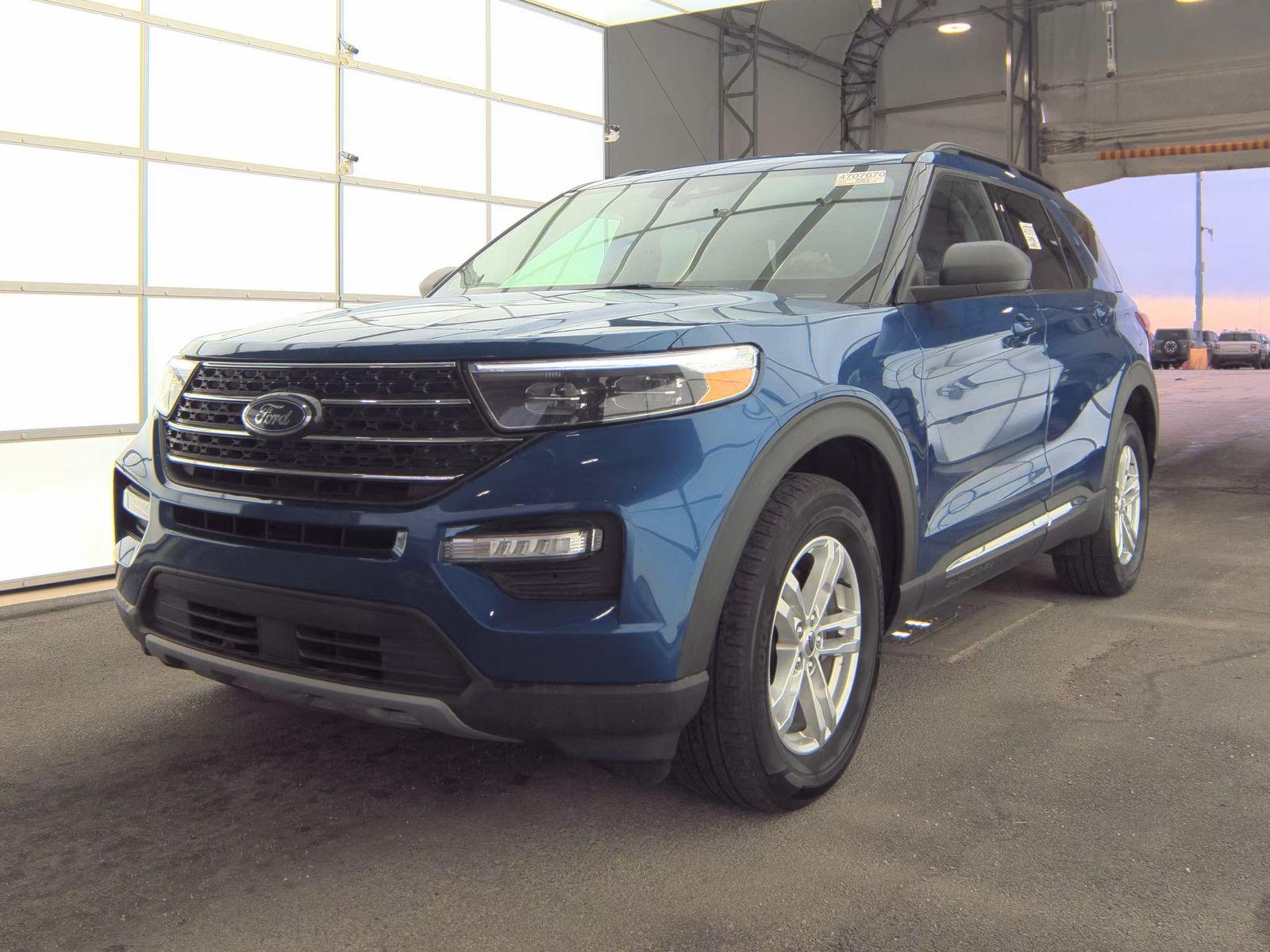 2023 Ford Explorer XLT AWD