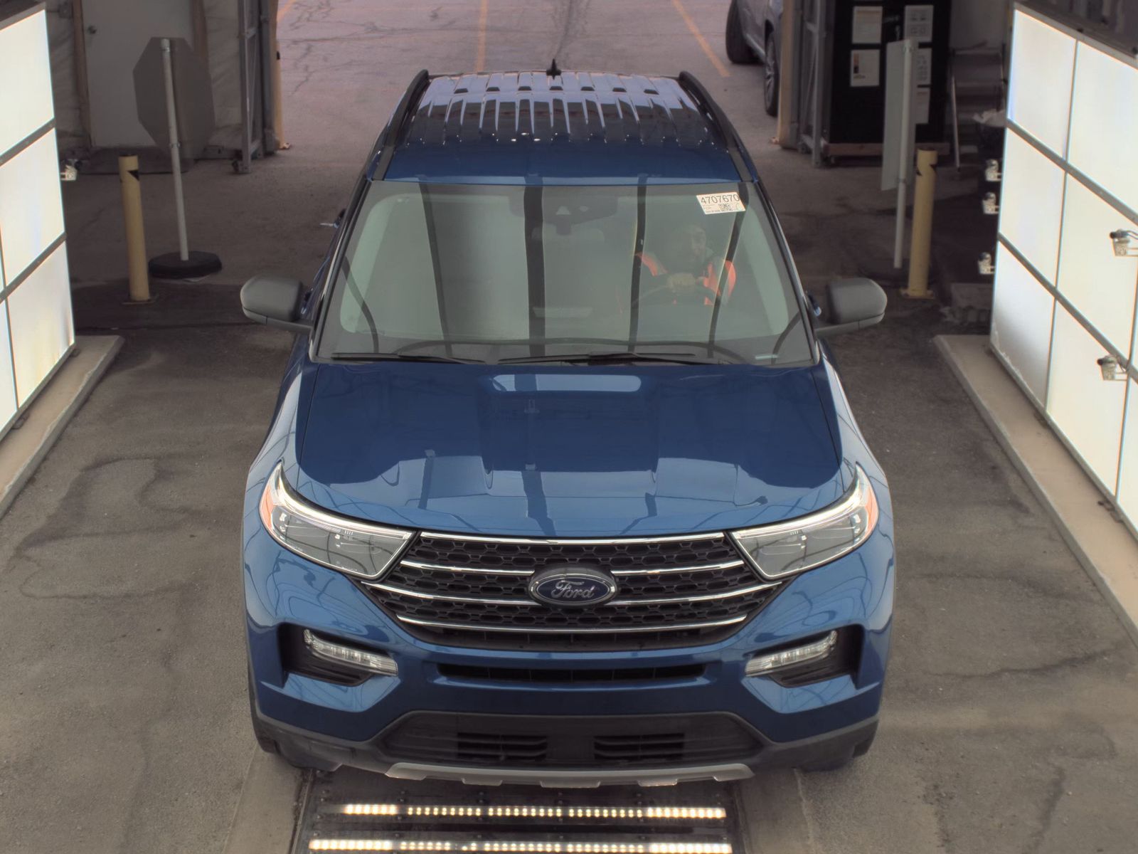 2023 Ford Explorer XLT AWD