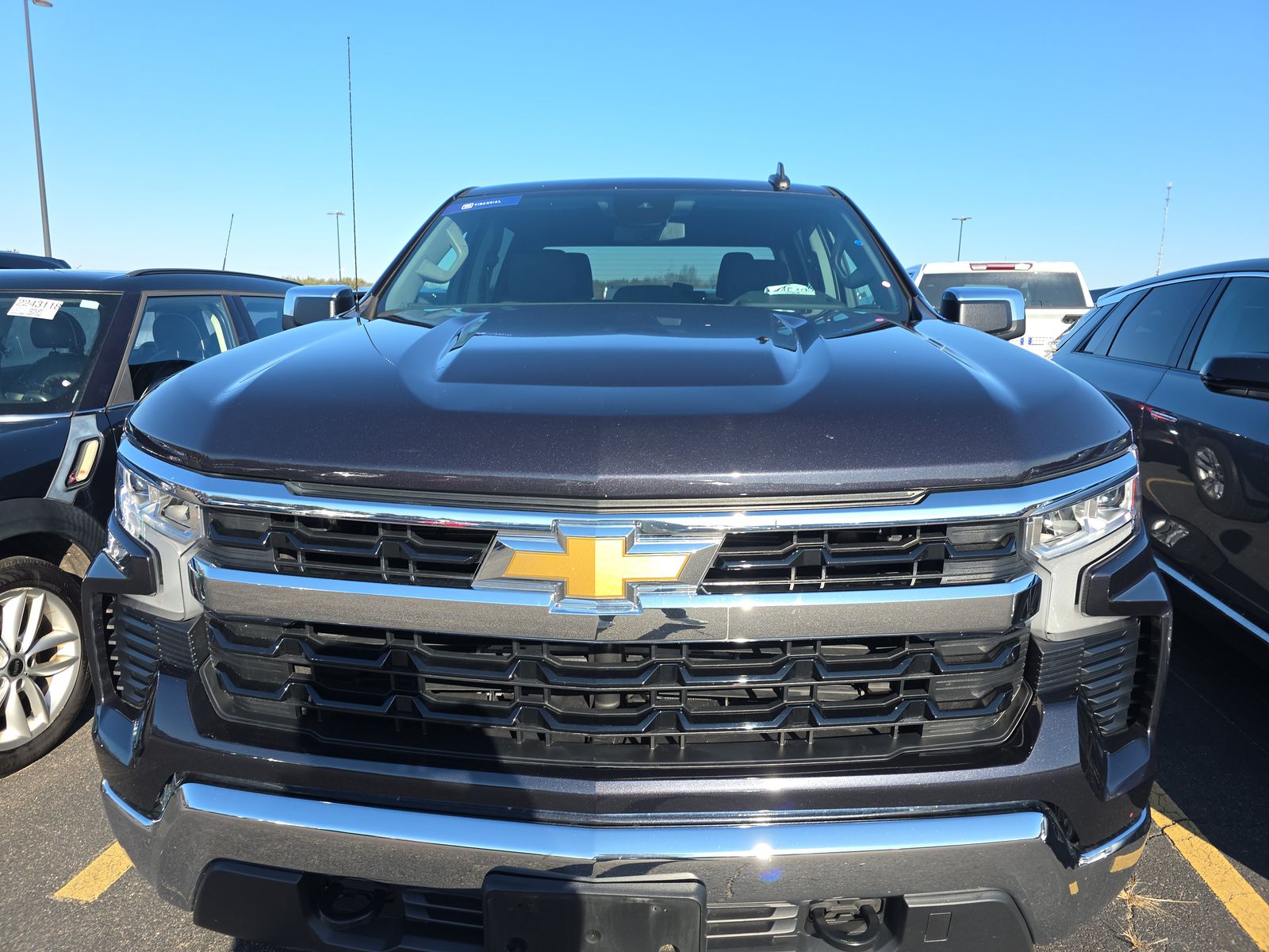 2023 Chevrolet Silverado 1500 LT AWD