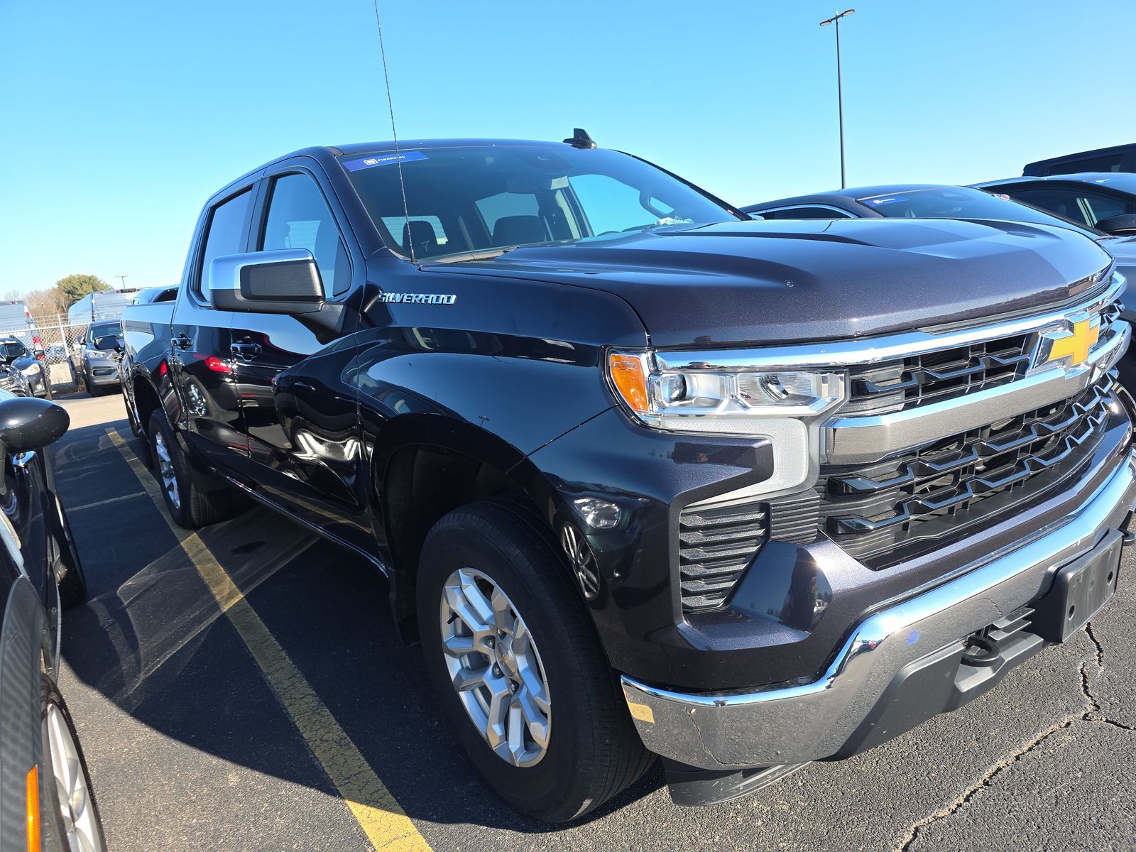 2023 Chevrolet Silverado 1500 LT AWD