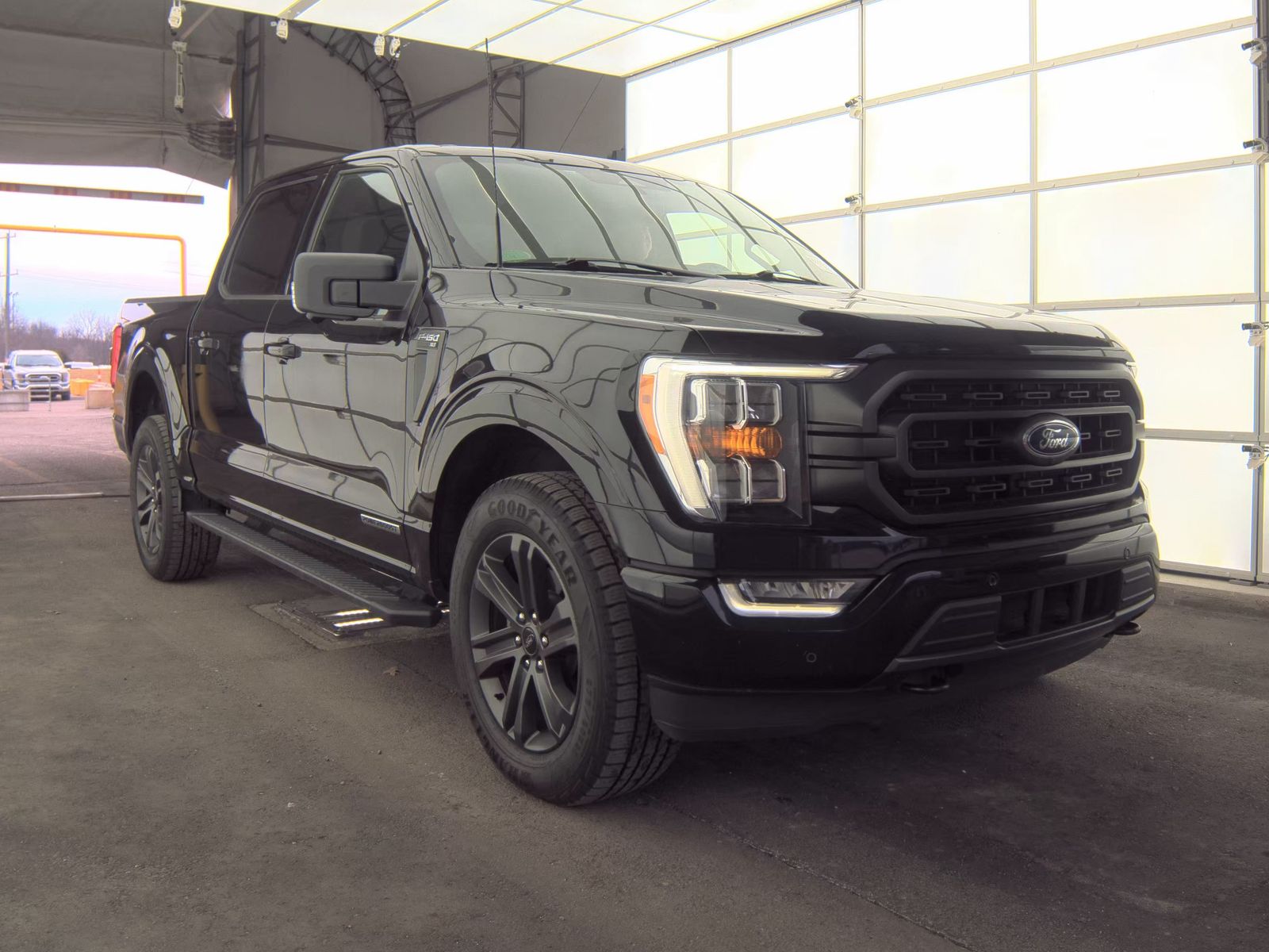 2023 Ford F-150 Hybrid XLT AWD