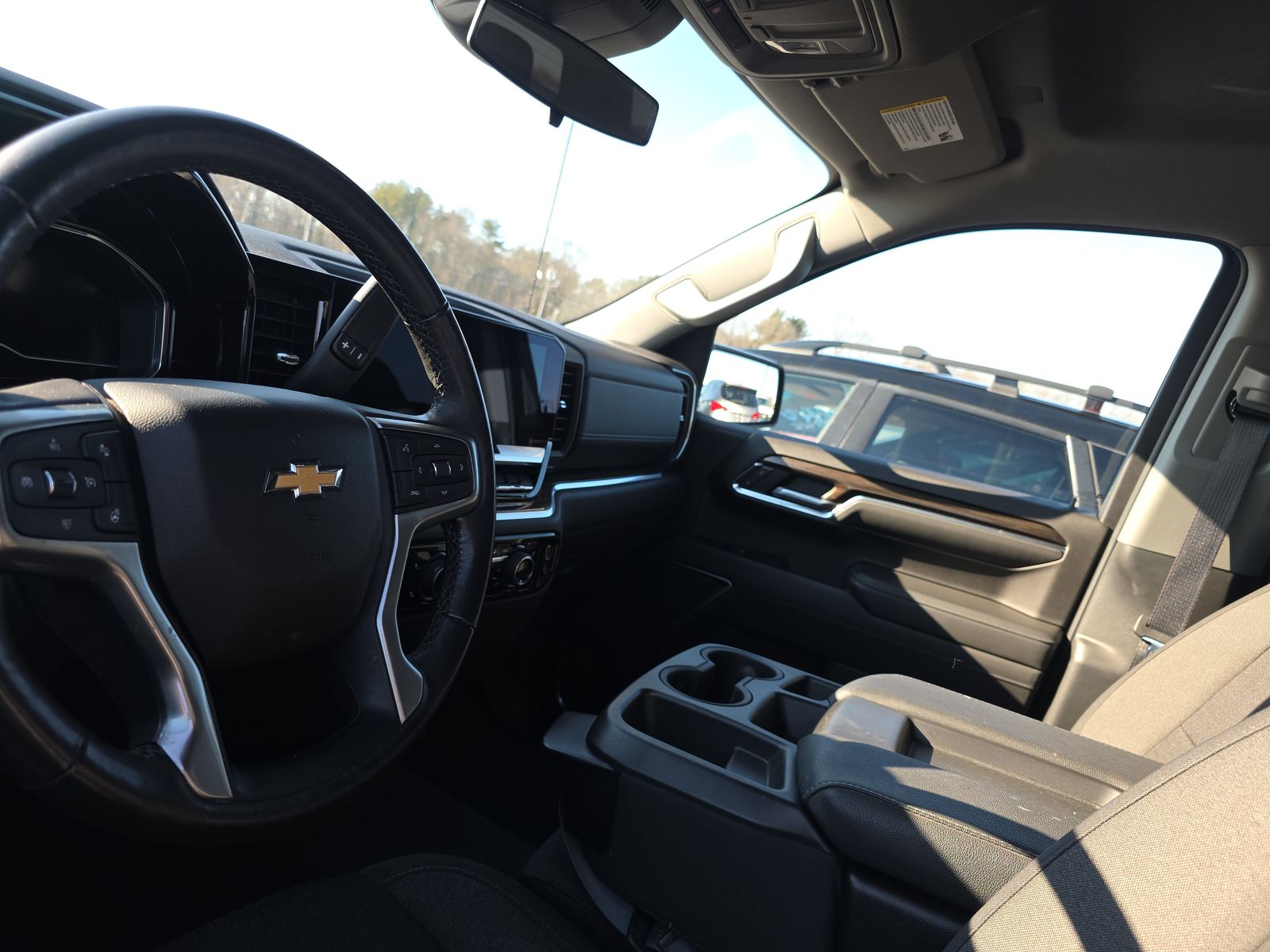 2022 Chevrolet Silverado 1500 LT AWD