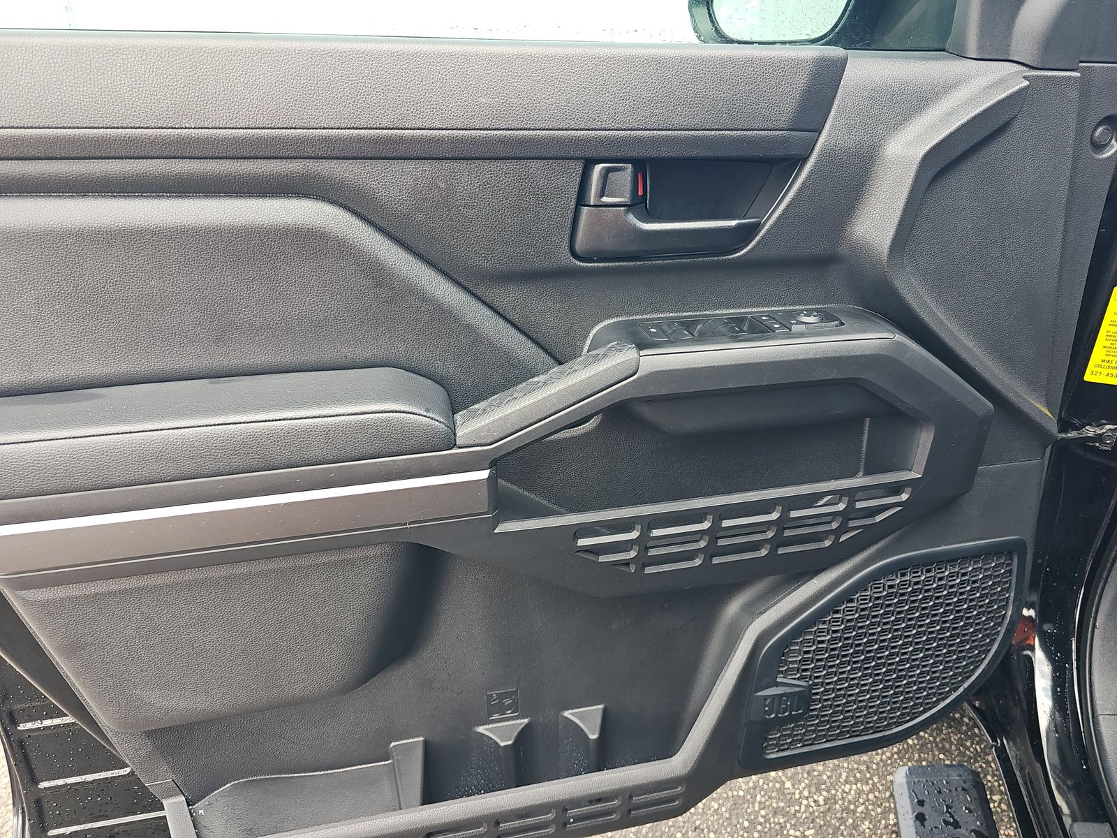 2024 Toyota Tacoma SR5 RWD