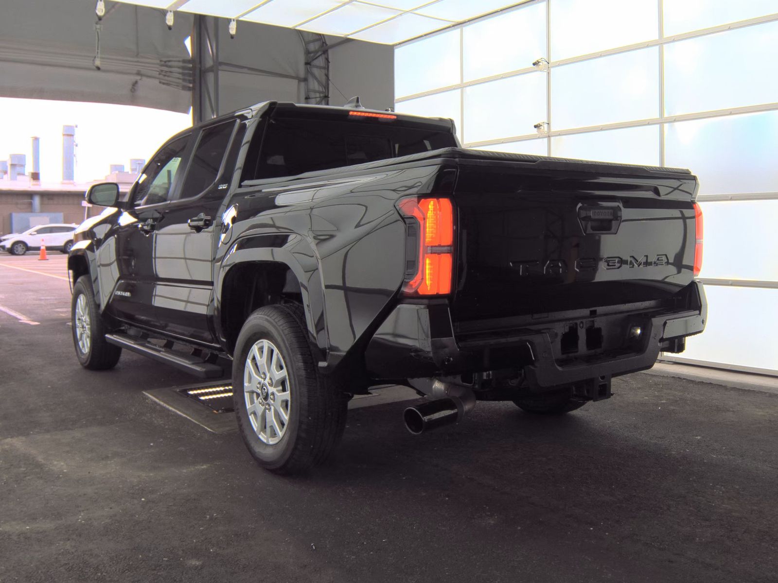 2024 Toyota Tacoma SR5 RWD