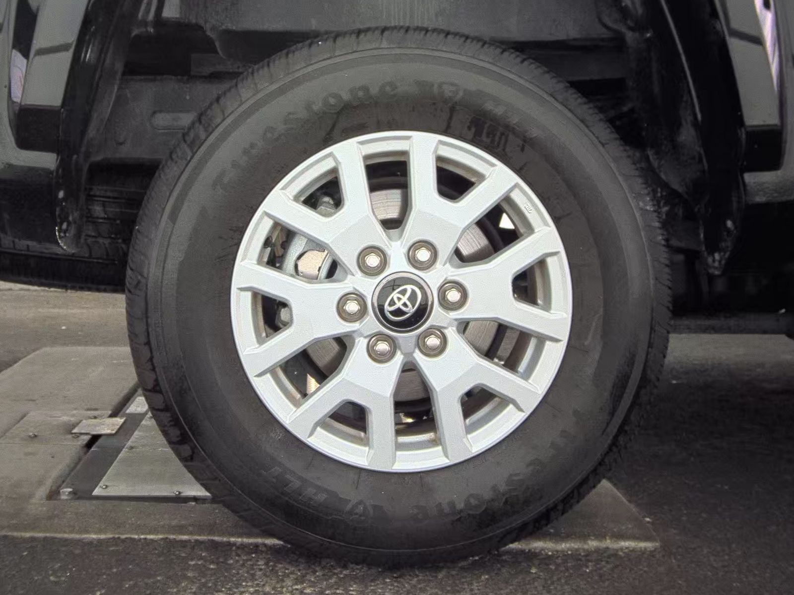 2024 Toyota Tacoma SR5 RWD