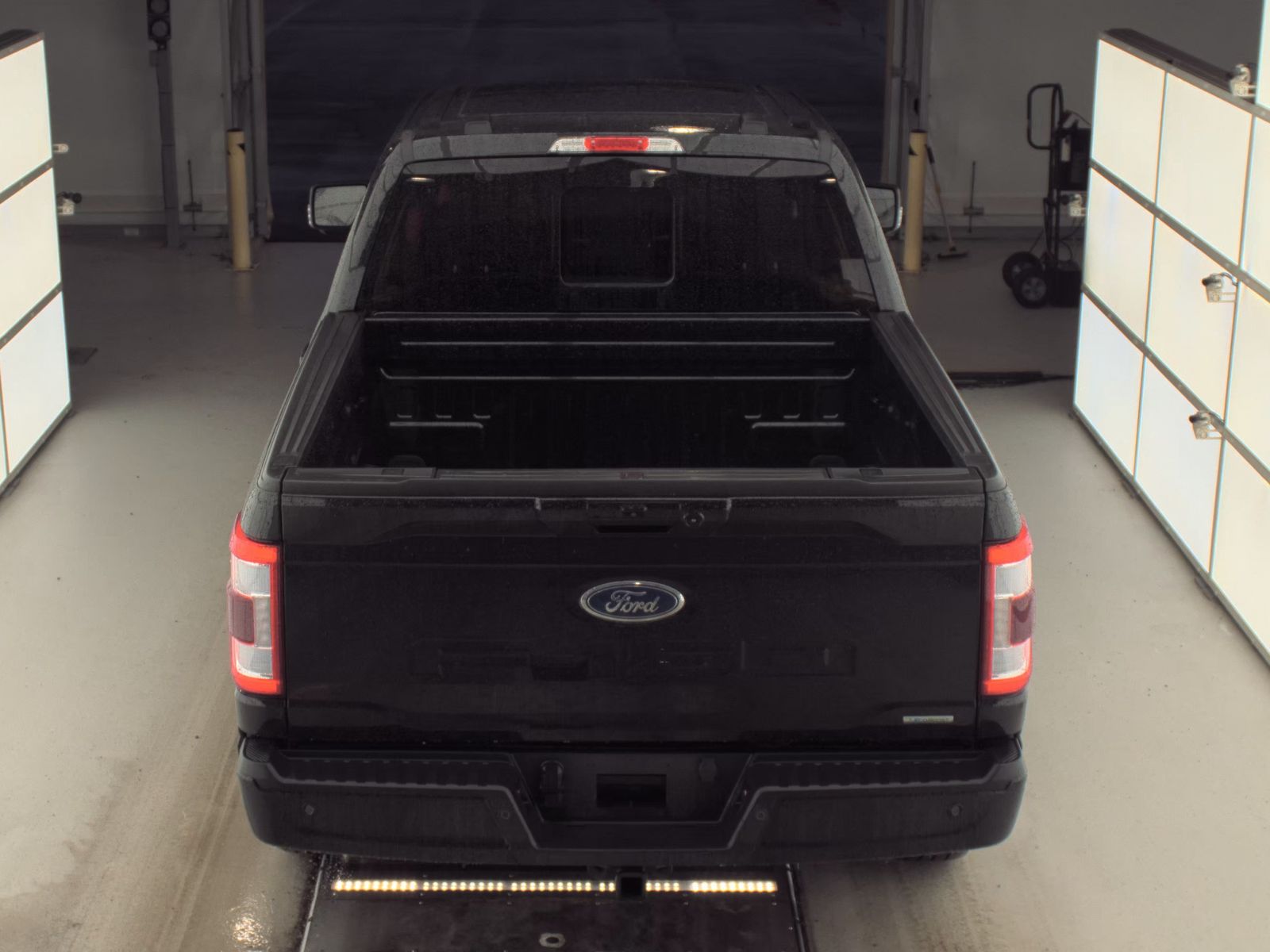 2023 Ford F-150 Lariat AWD