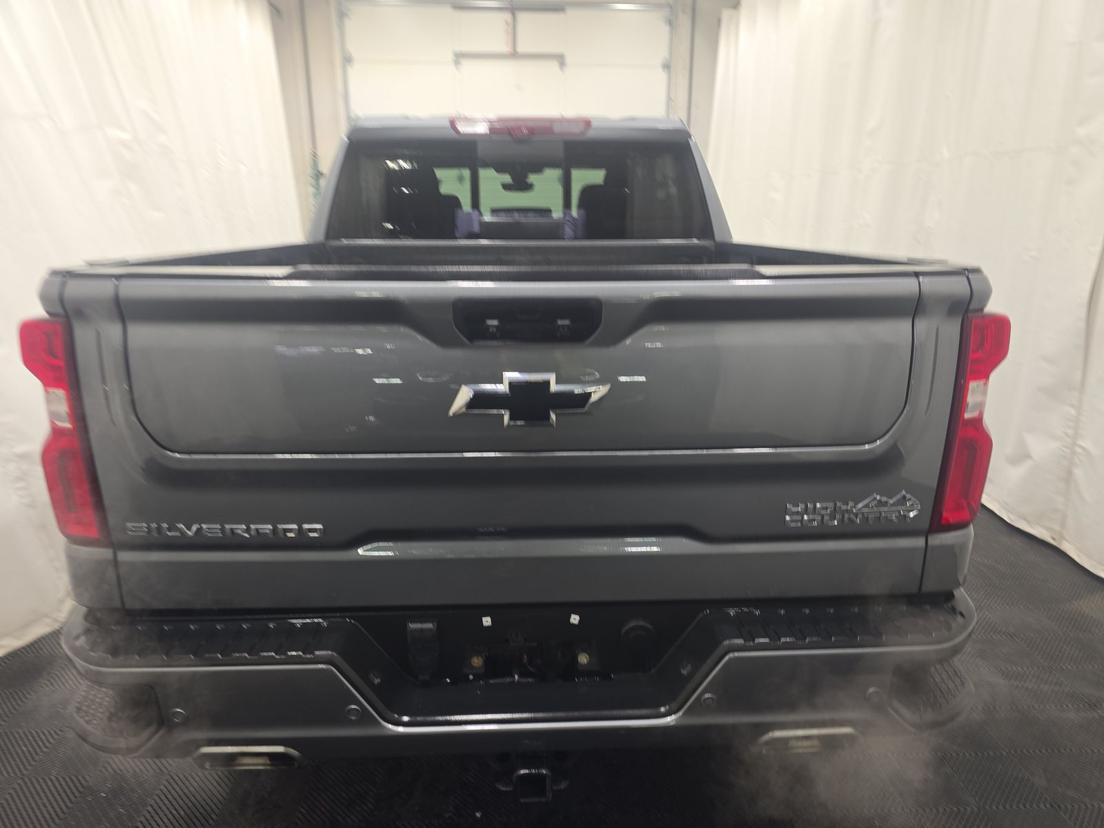 2022 Chevrolet Silverado 1500 High Country AWD