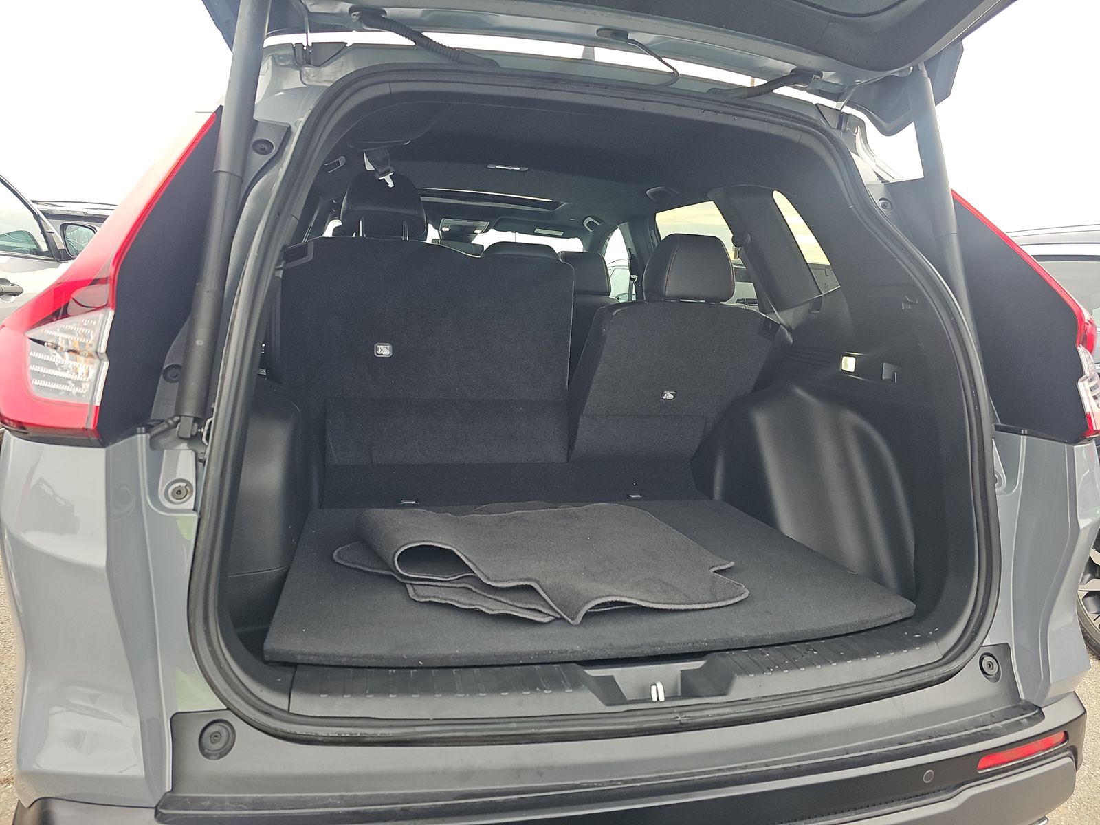 2025 Honda CR-V Hybrid Sport-L AWD