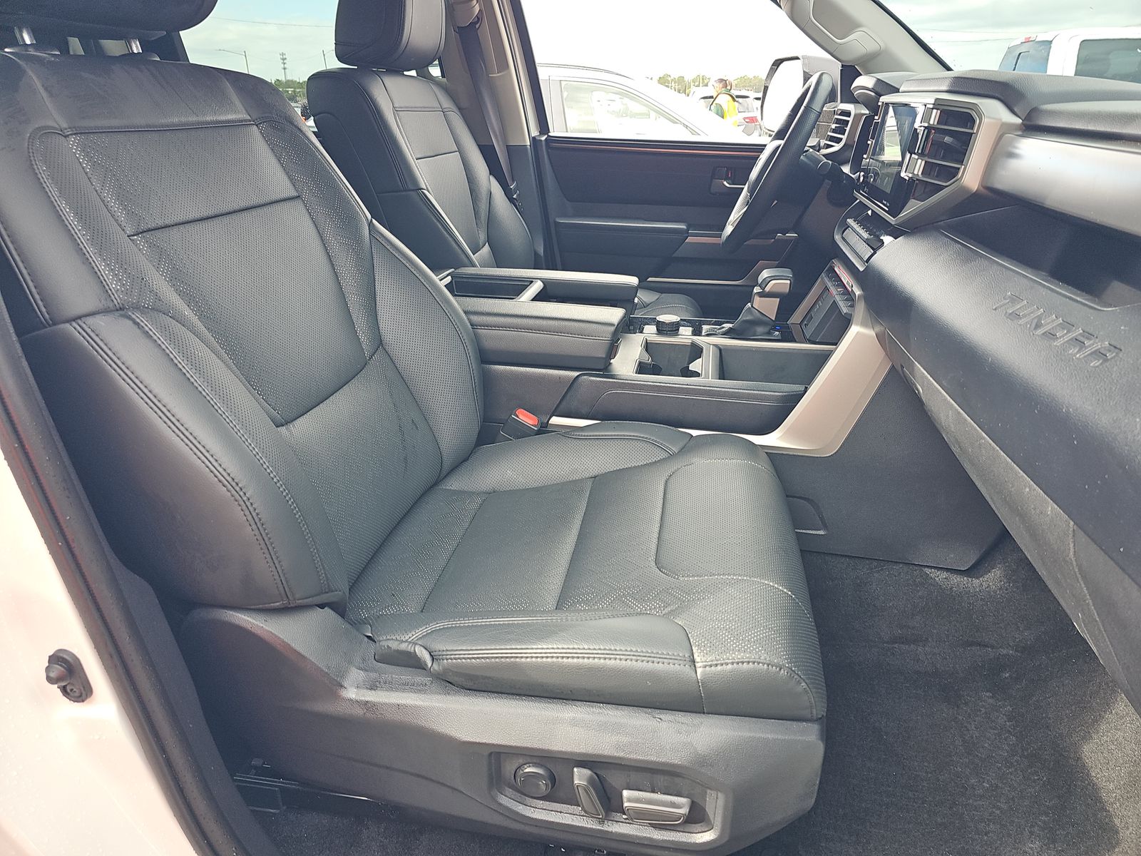 2024 Toyota Tundra SR5 RWD