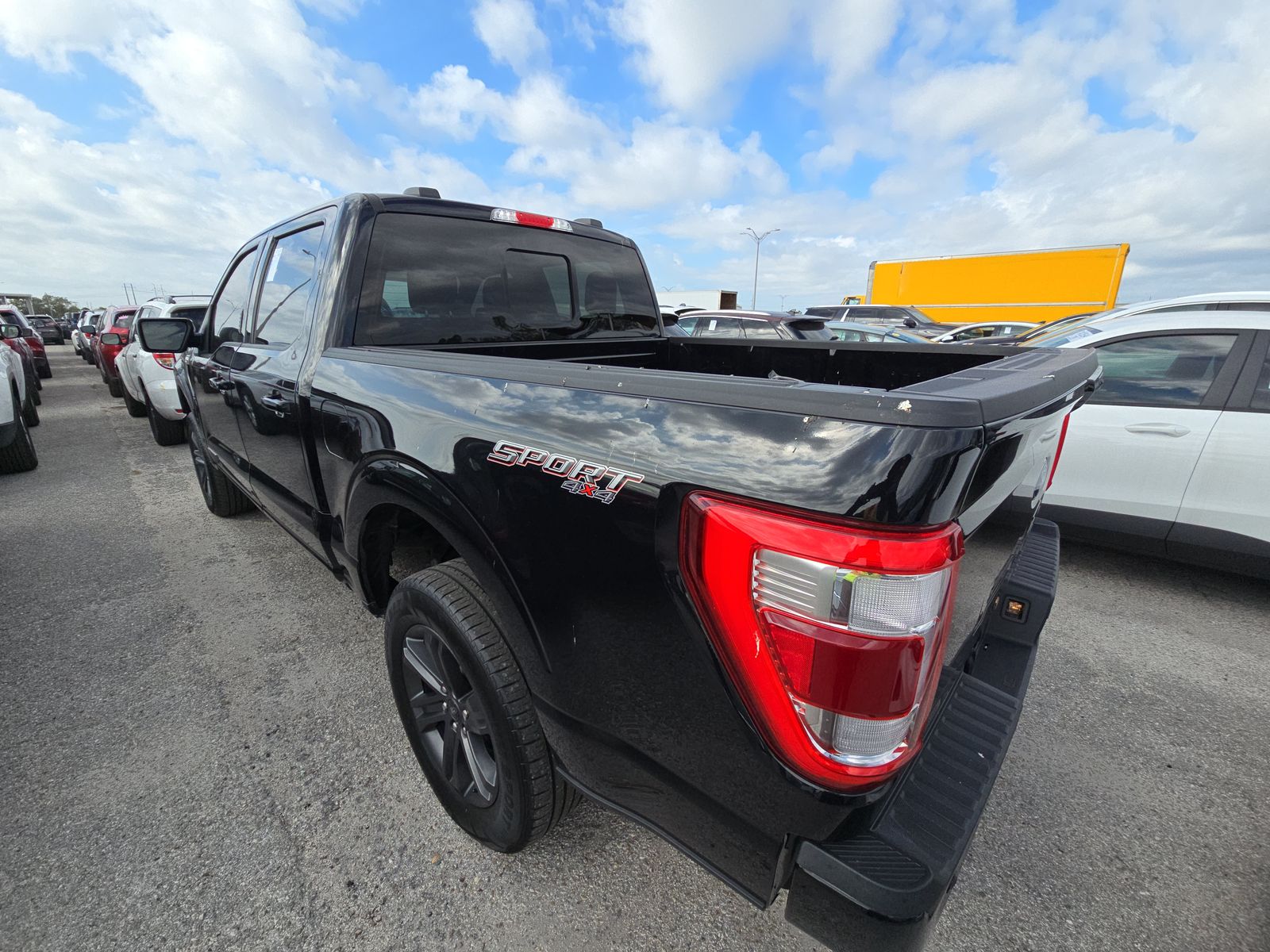 2023 Ford F-150 Hybrid Lariat AWD