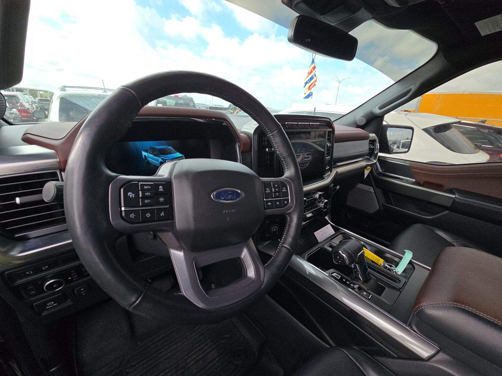 2023 Ford F-150 Hybrid Lariat AWD