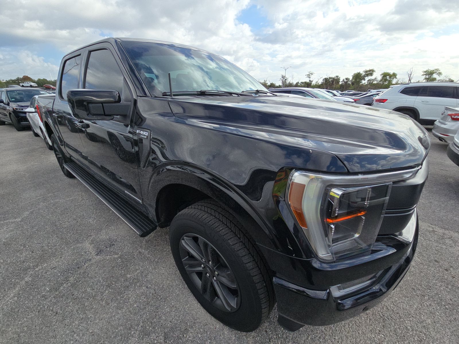 2023 Ford F-150 Hybrid Lariat AWD