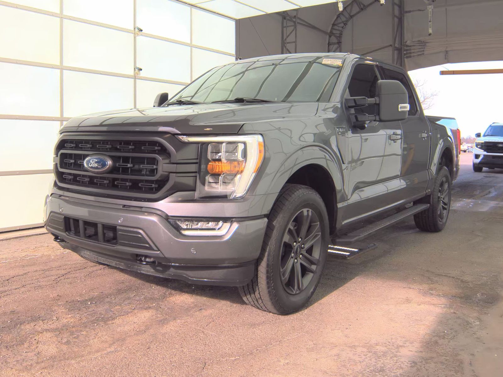 2023 Ford F-150 XLT AWD