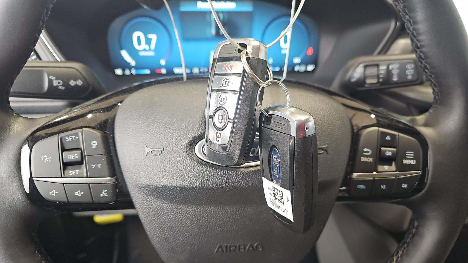 2025 Ford Escape Platinum AWD