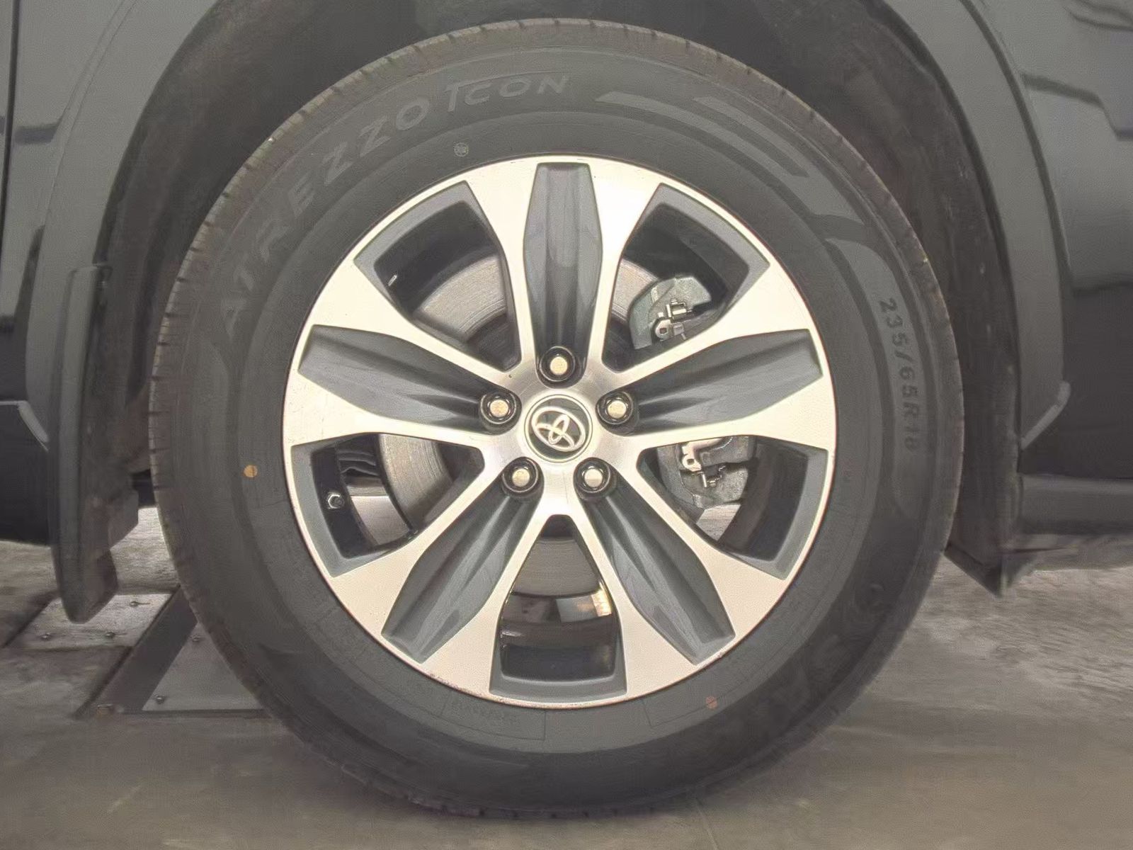 2023 Toyota Highlander XLE AWD