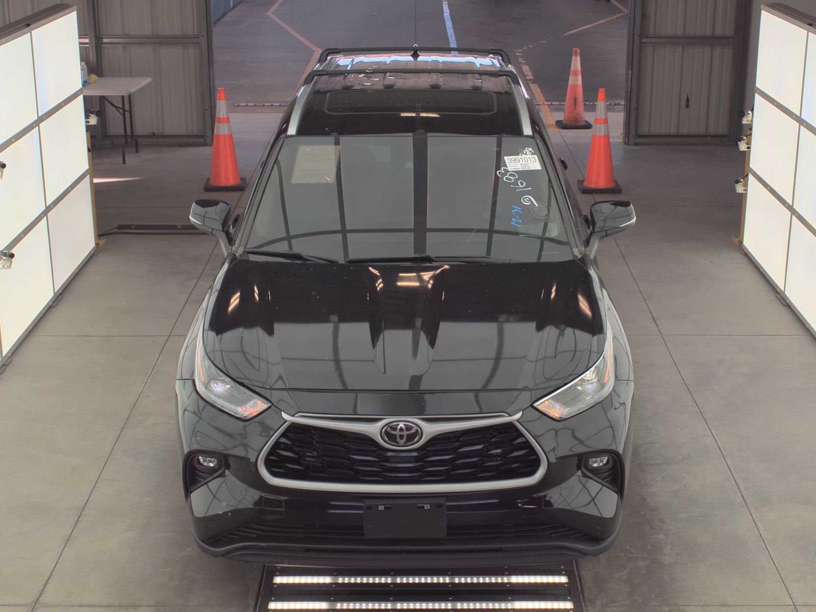 2023 Toyota Highlander XLE AWD