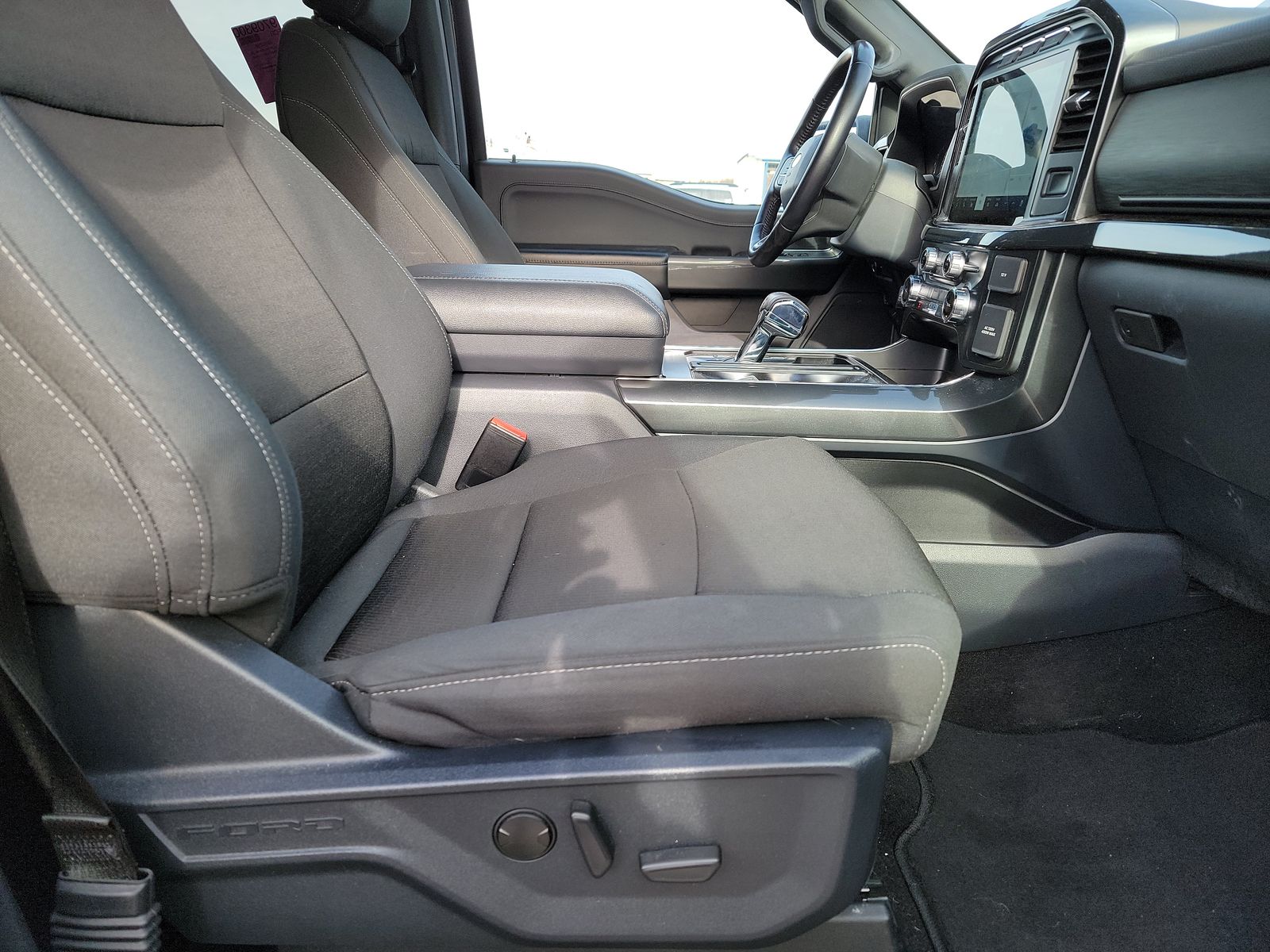 2022 Ford F-150 XLT AWD