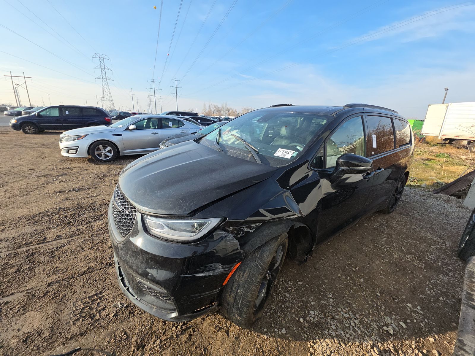 2025 Chrysler Pacifica Limited FWD