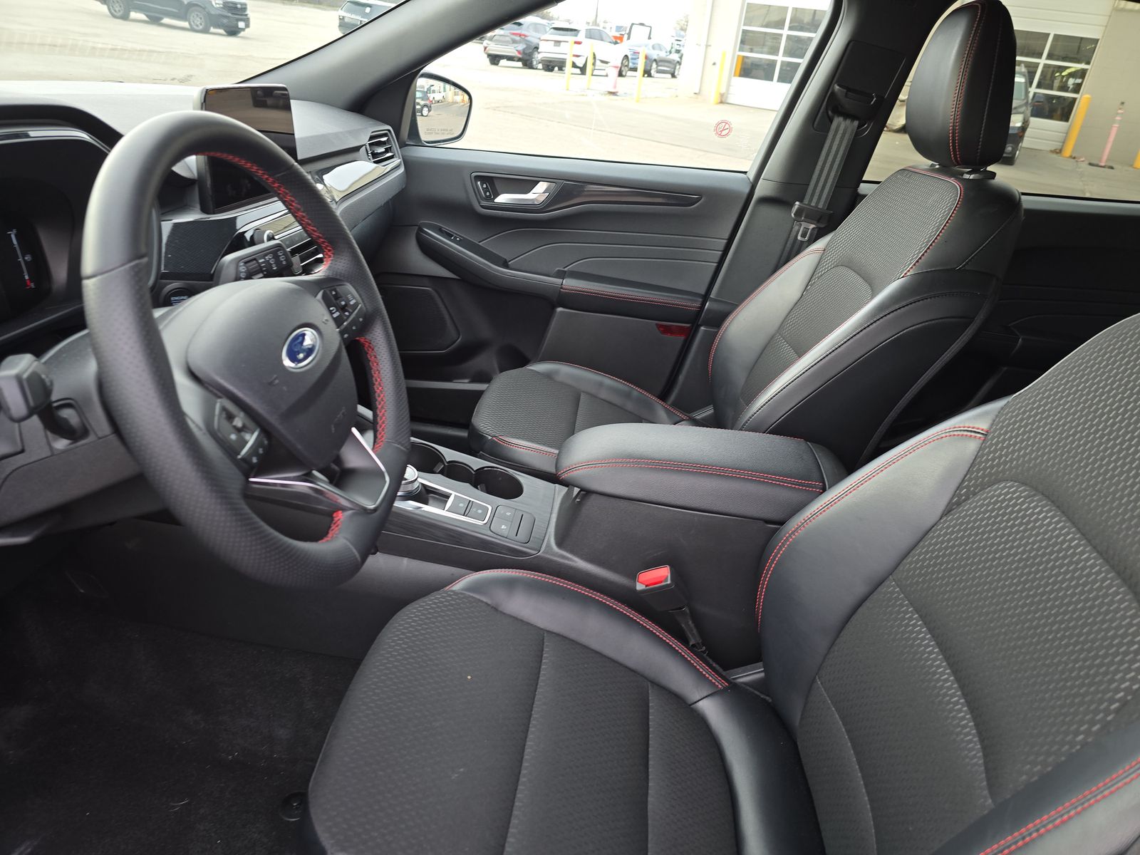 2025 Ford Escape ST-Line FWD