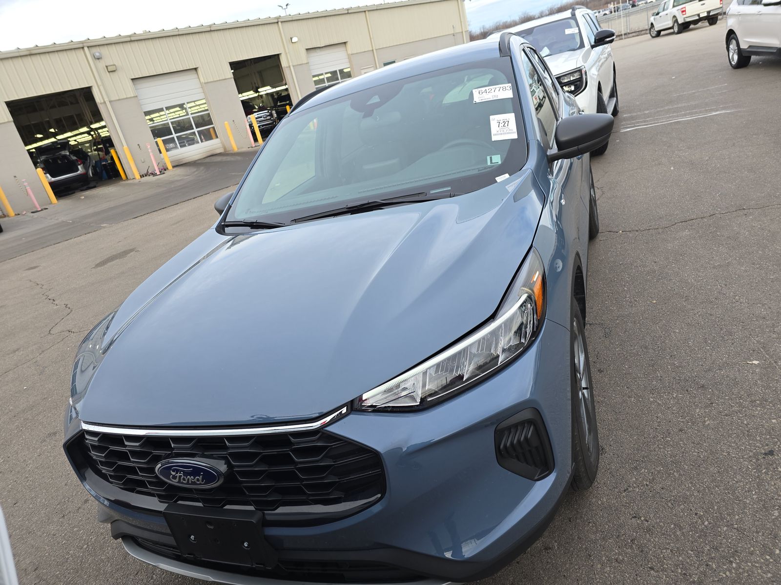2025 Ford Escape ST-Line FWD