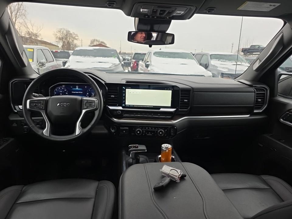 2025 Chevrolet Silverado 1500 RST AWD