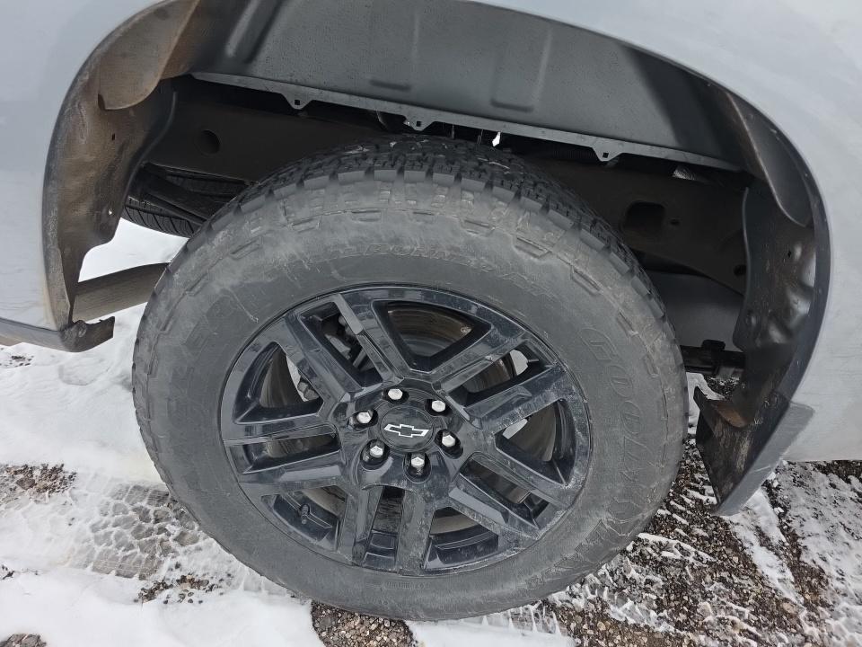2025 Chevrolet Silverado 1500 RST AWD