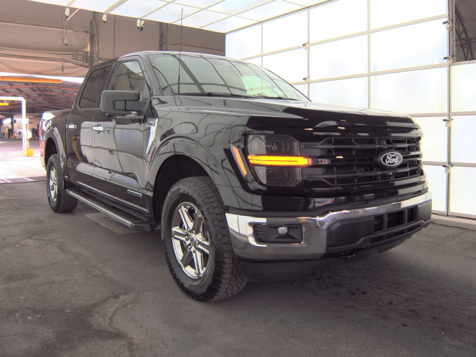 2024 Ford F-150 Hybrid XLT AWD