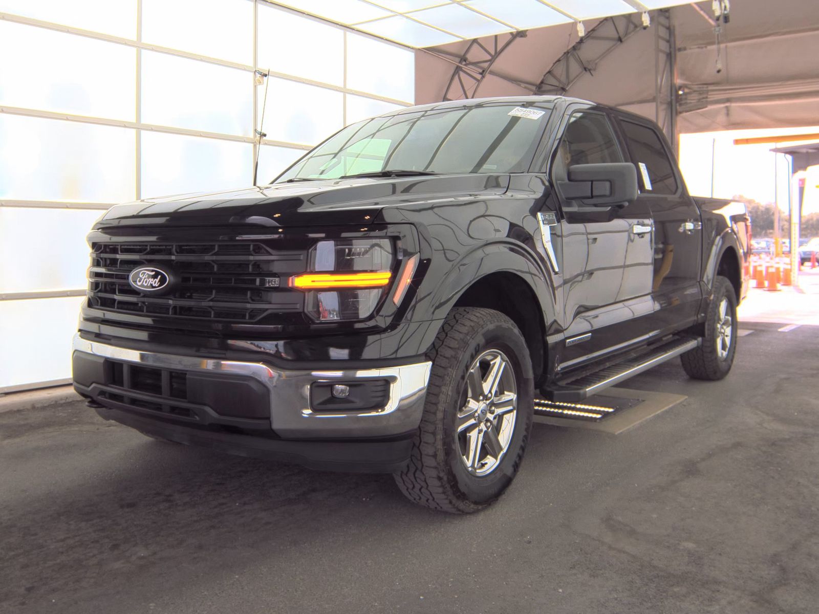 2024 Ford F-150 Hybrid XLT AWD