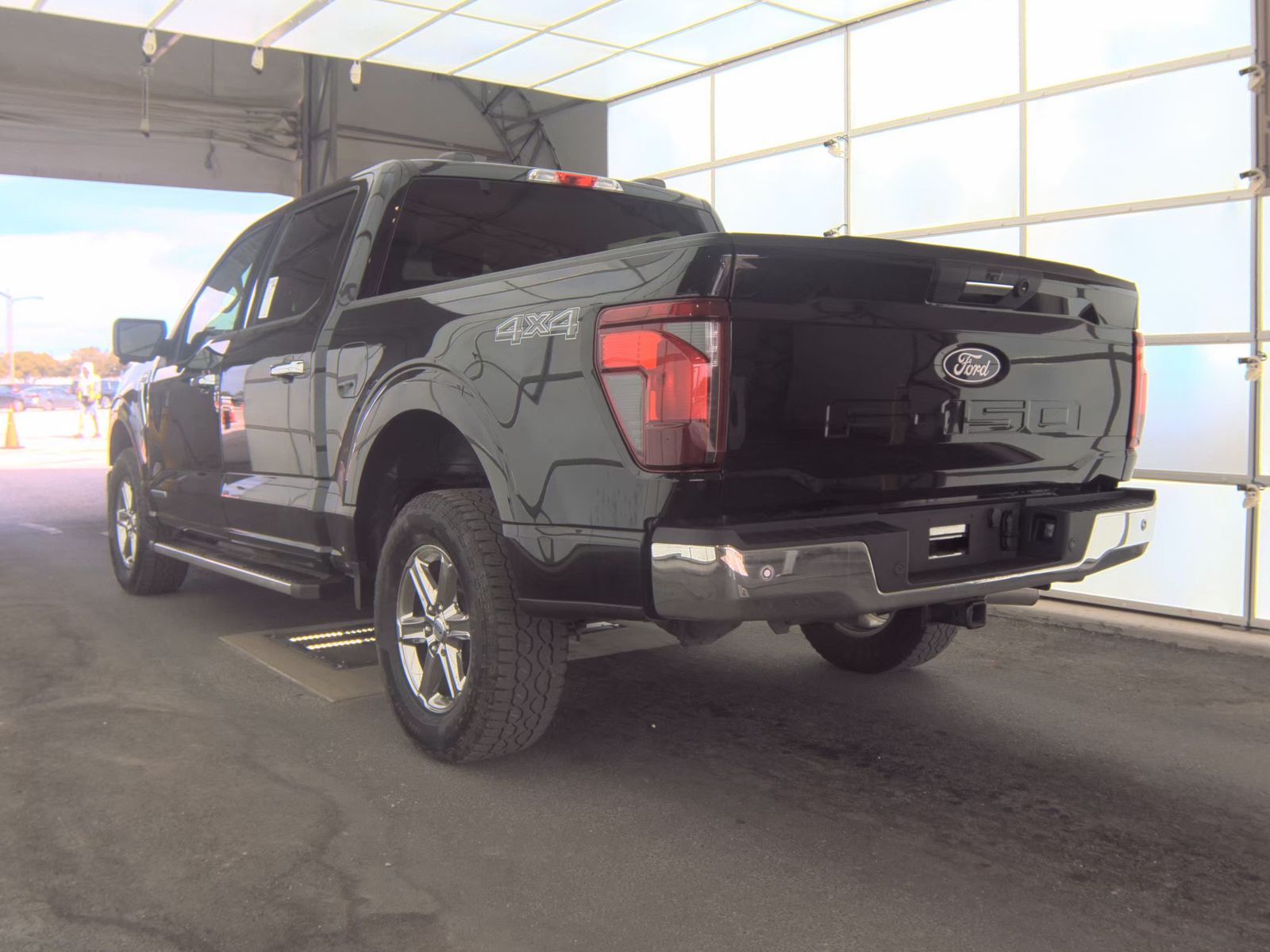 2024 Ford F-150 Hybrid XLT AWD