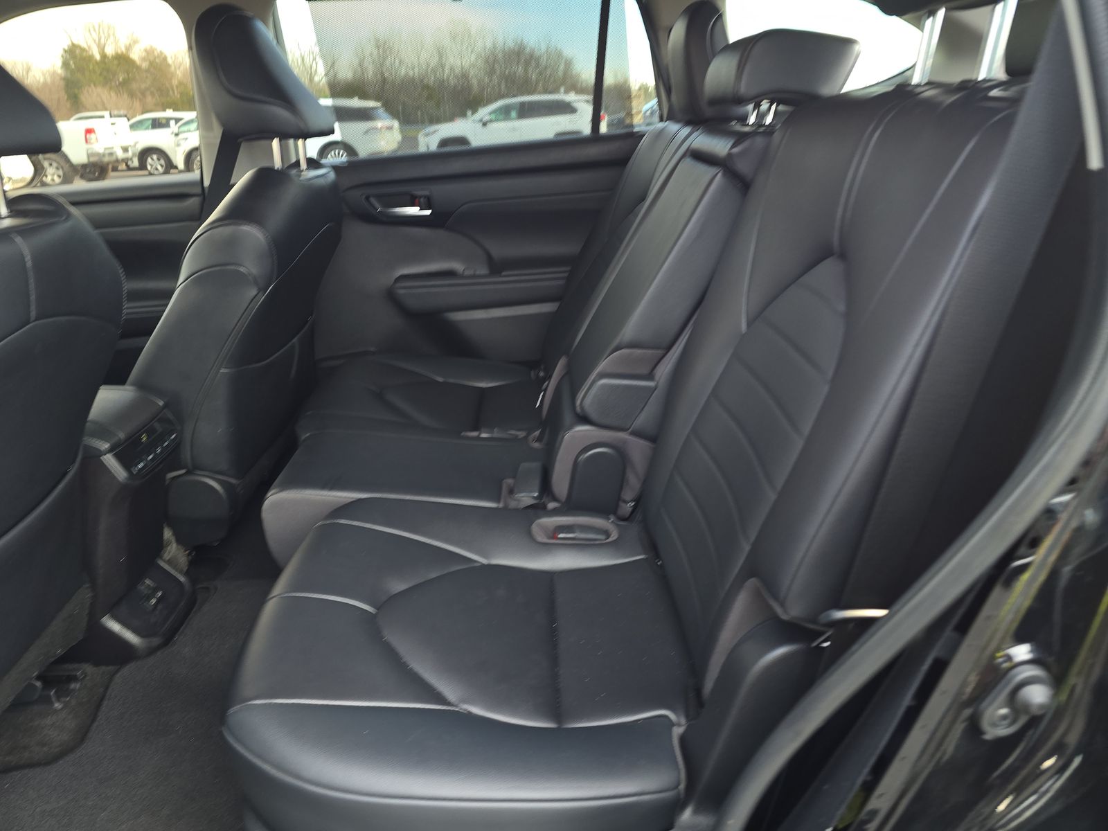 2023 Toyota Highlander XLE AWD