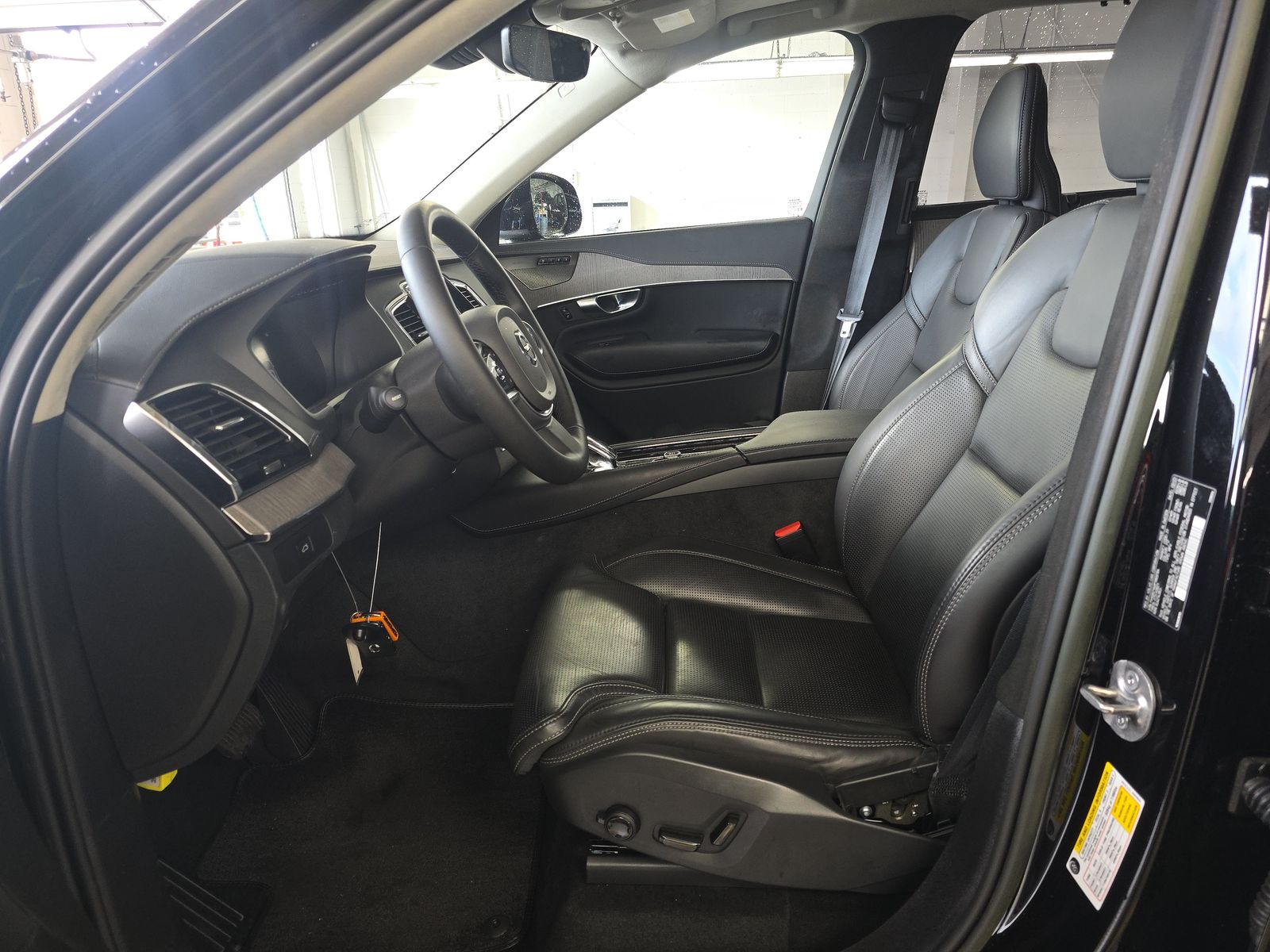 2023 Volvo XC90 B6 Ultimate AWD