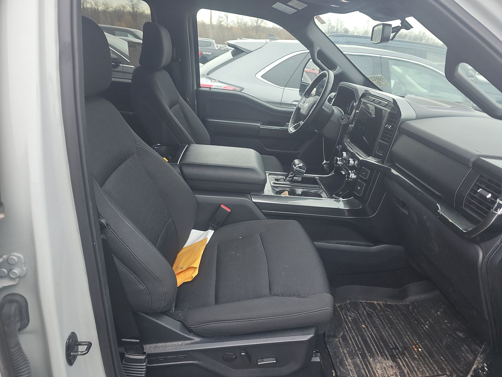 2023 Ford F-150 Hybrid XLT AWD