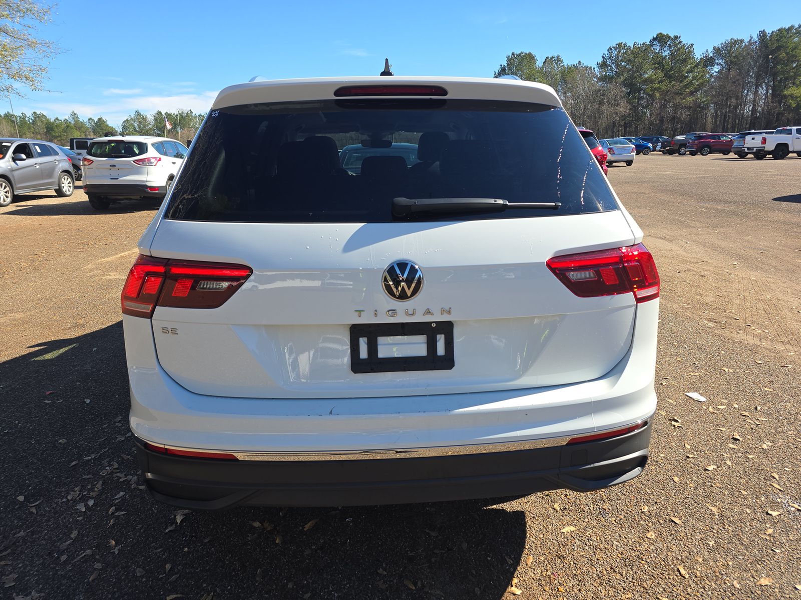 2024 Volkswagen Tiguan 2.0T SE FWD