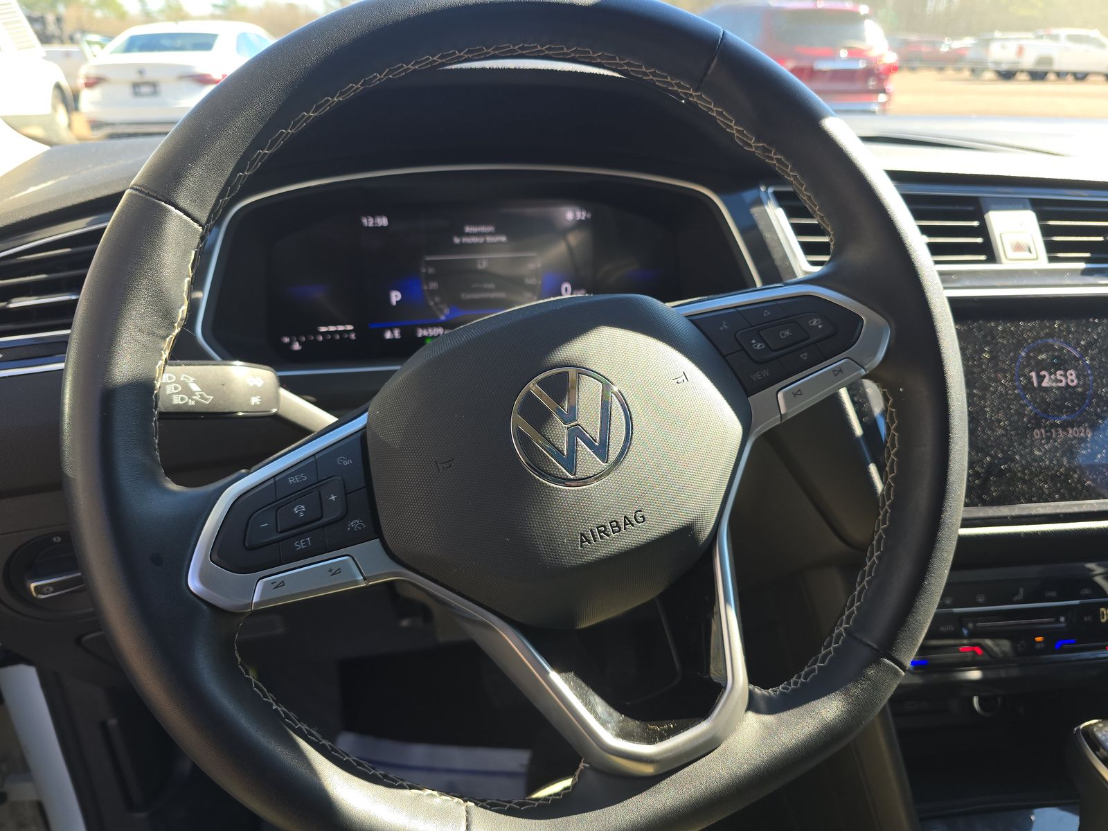 2024 Volkswagen Tiguan 2.0T SE FWD