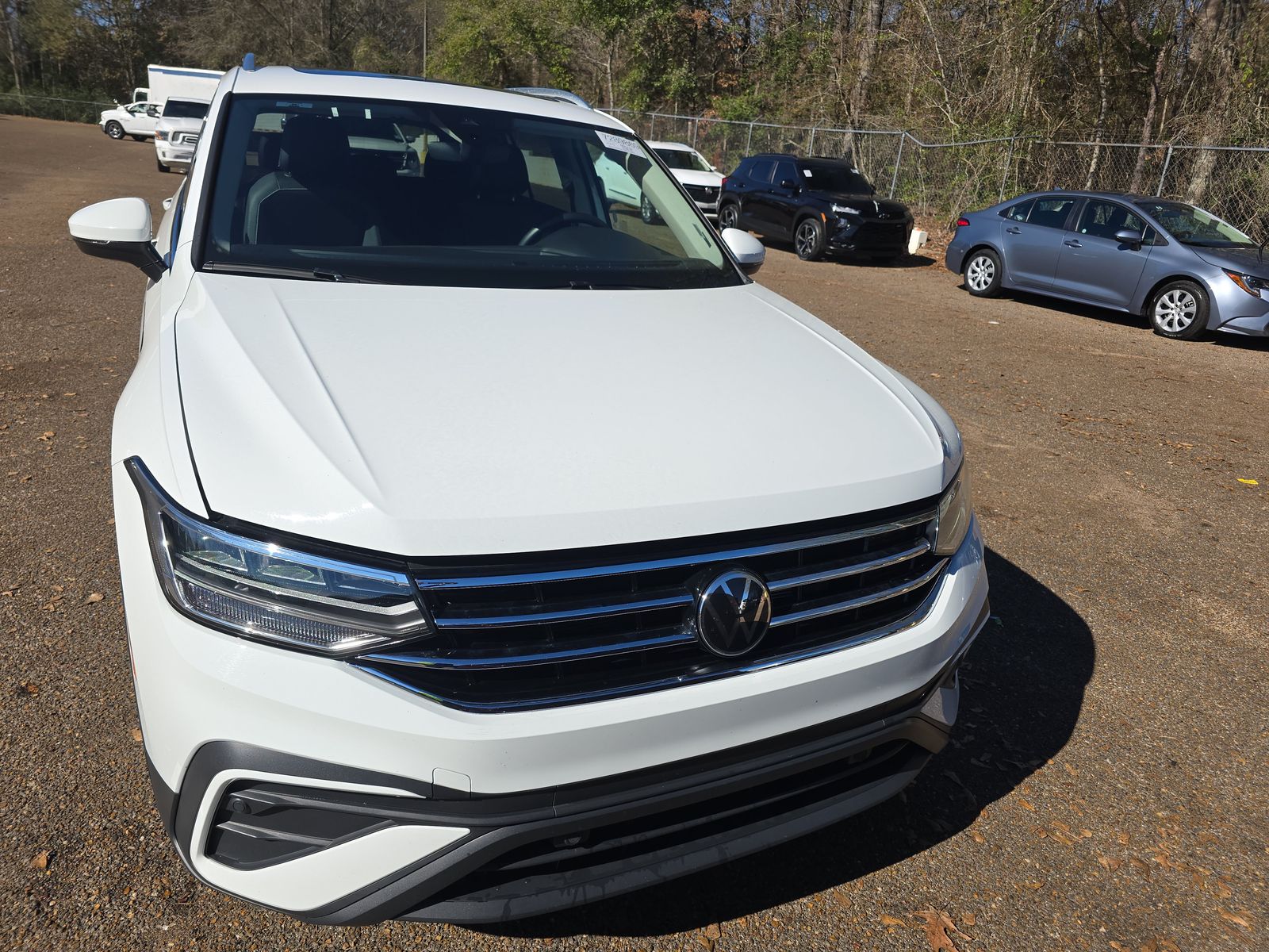 2024 Volkswagen Tiguan 2.0T SE FWD