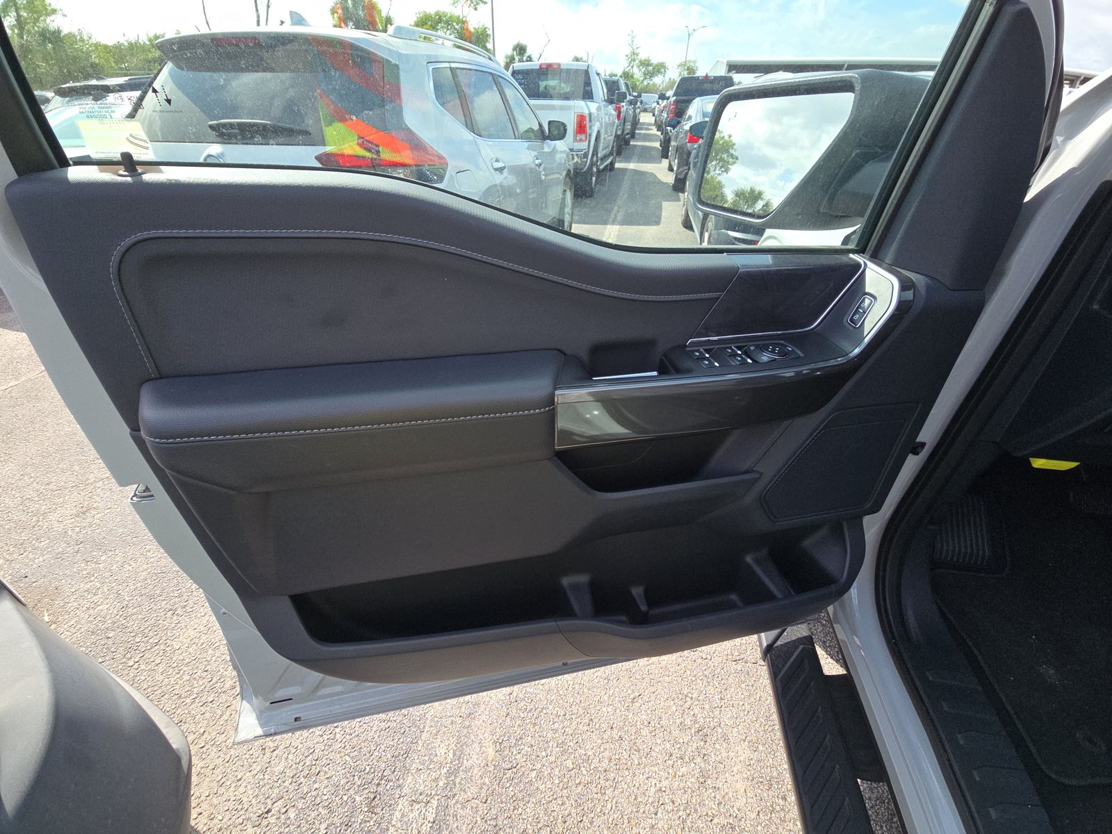 2023 Ford F-150 XLT FWD