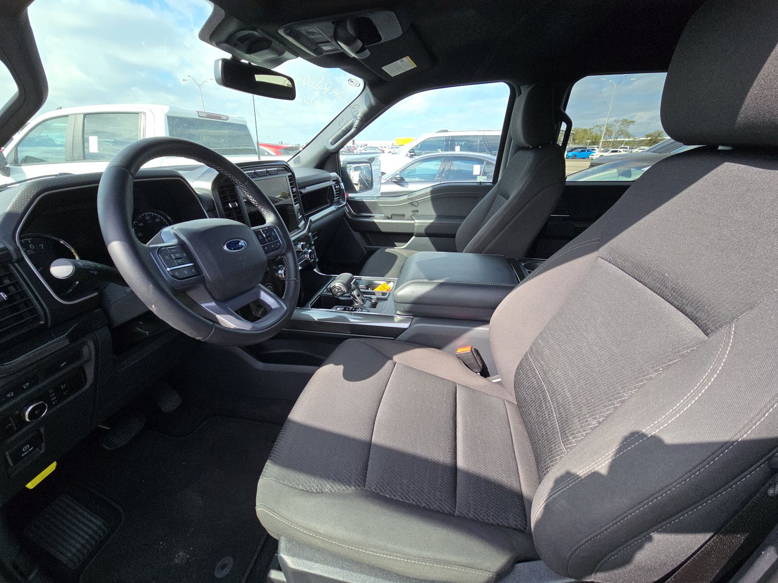 2023 Ford F-150 XLT FWD