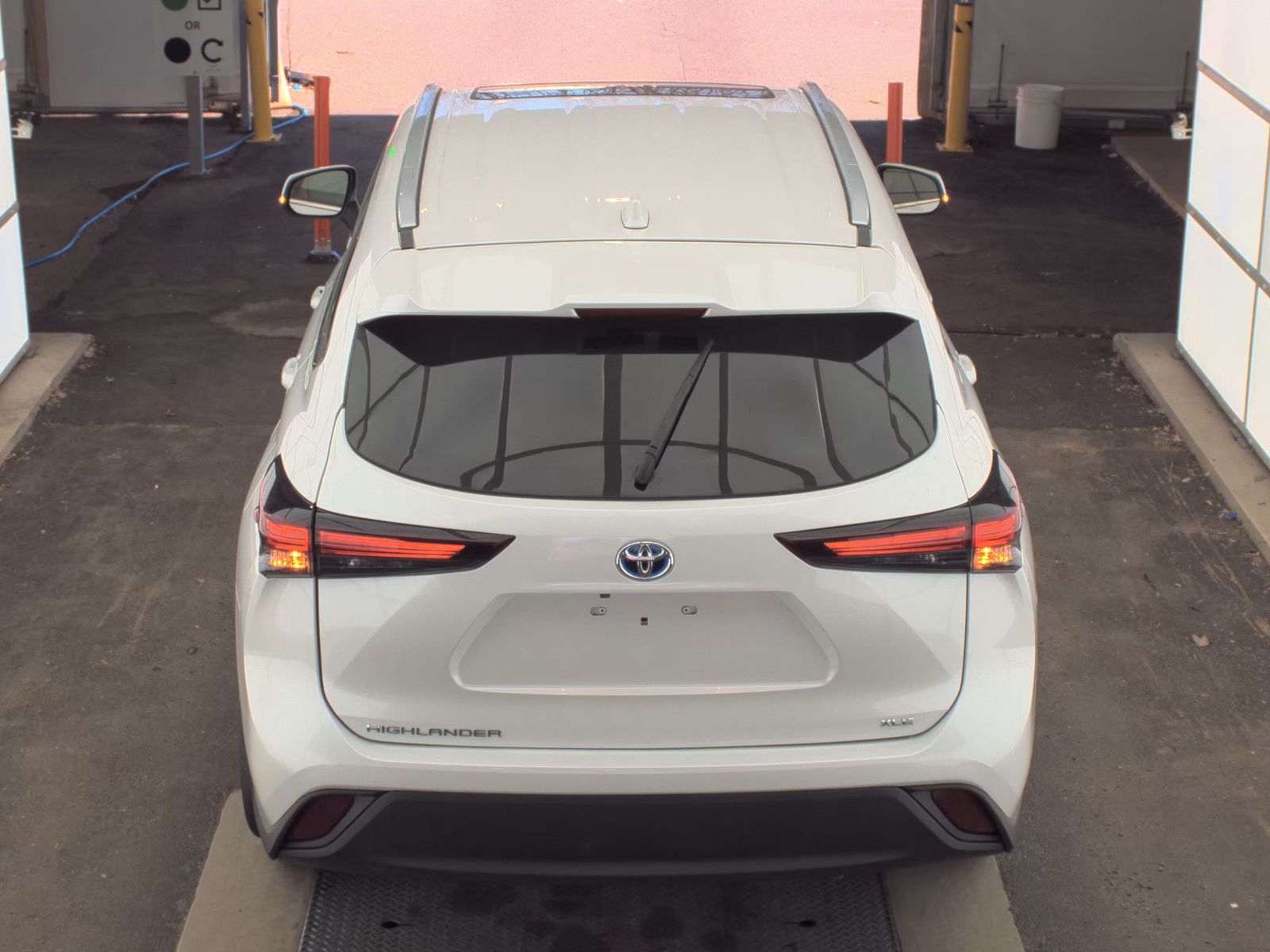 2024 Toyota Highlander Hybrid XLE AWD