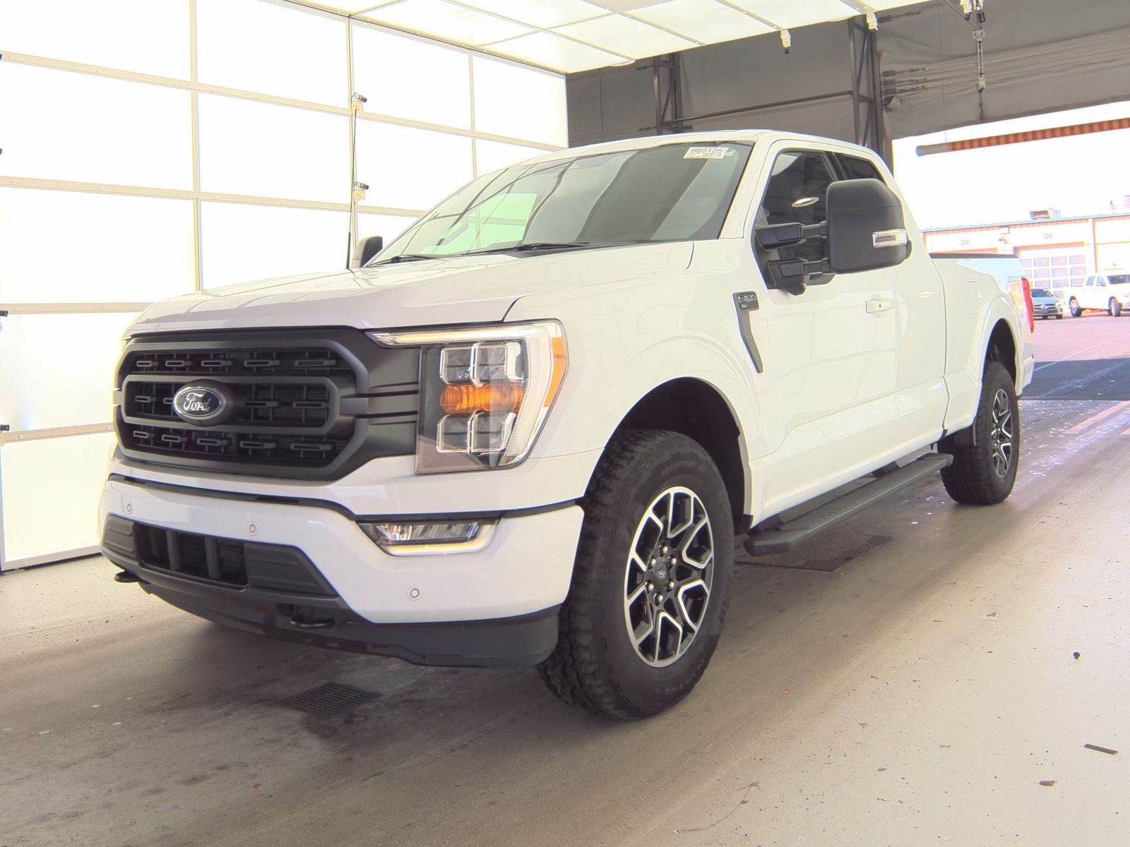 2023 Ford F-150 XLT AWD