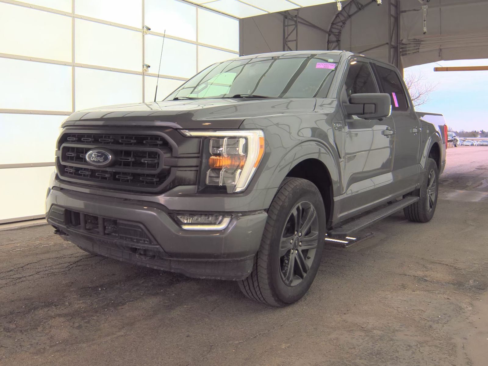 2022 Ford F-150 XLT AWD