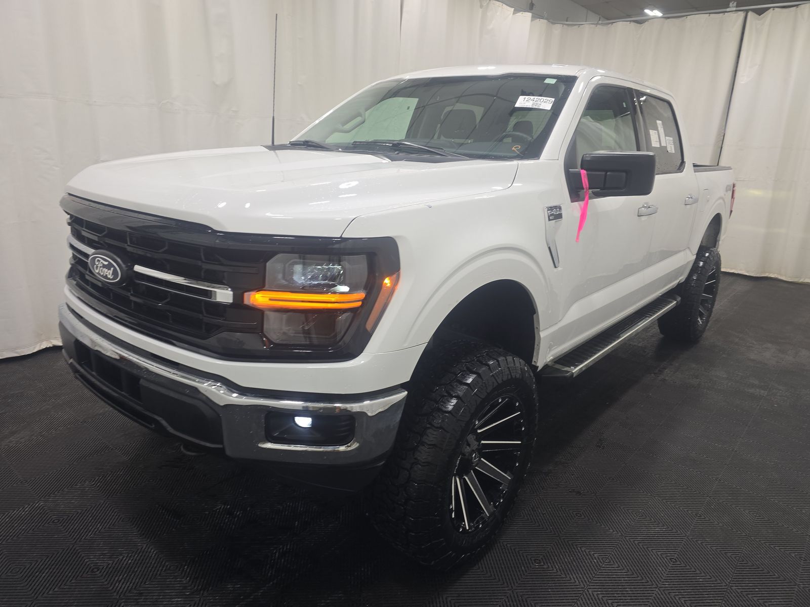 2025 Ford F-150 XLT AWD