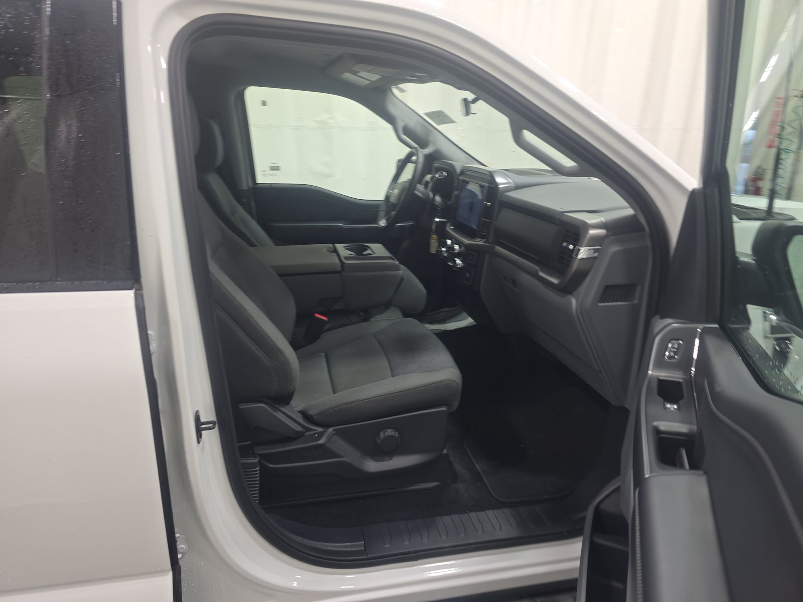 2025 Ford F-150 XLT AWD