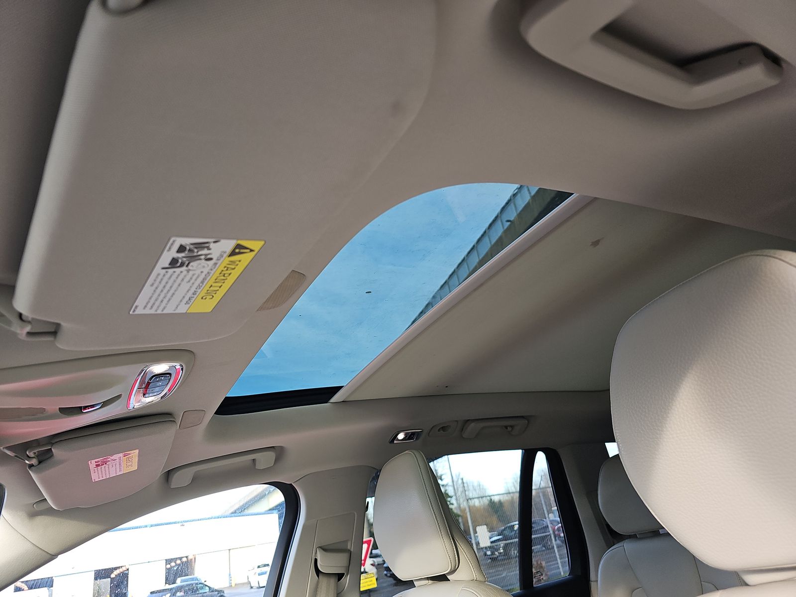 2019 Volvo XC90 T5 Momentum AWD