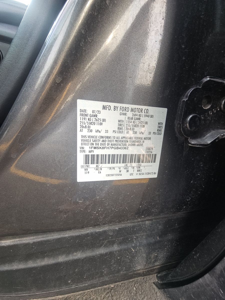 2023 Ford Explorer Limited AWD