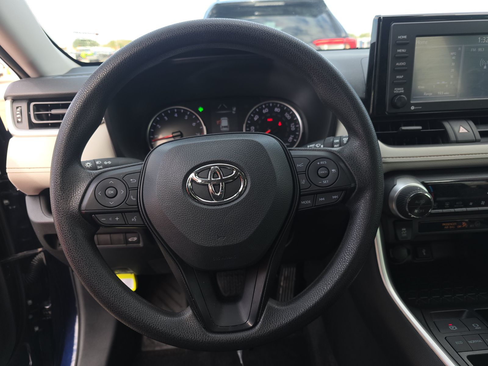2022 Toyota RAV4 XLE FWD