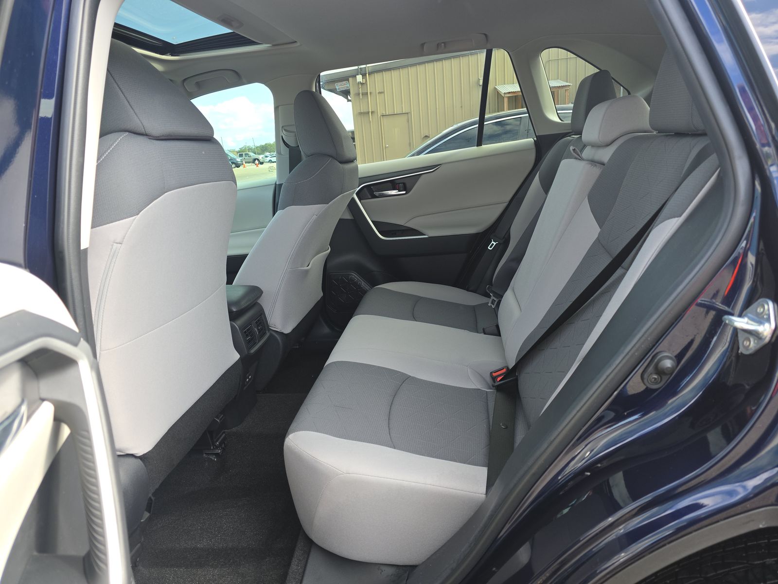 2022 Toyota RAV4 XLE FWD