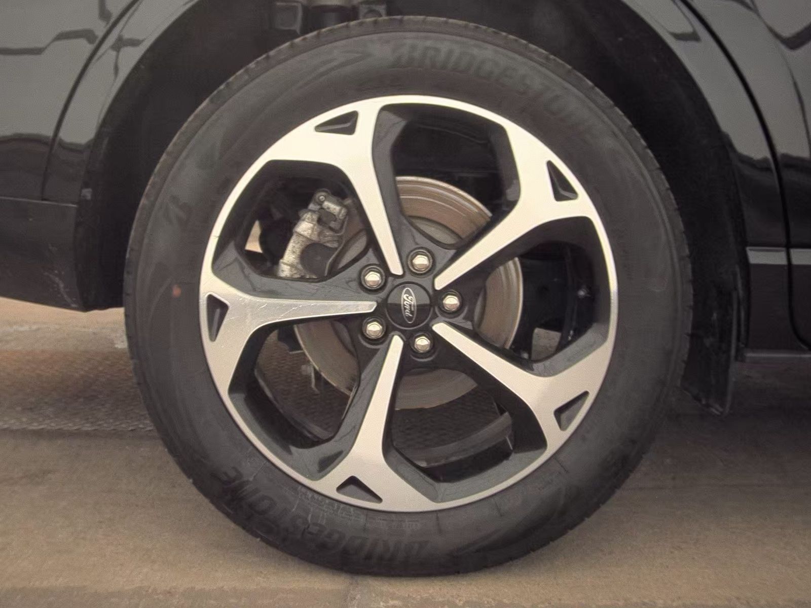 2025 Ford Escape Hybrid ST-Line Elite AWD